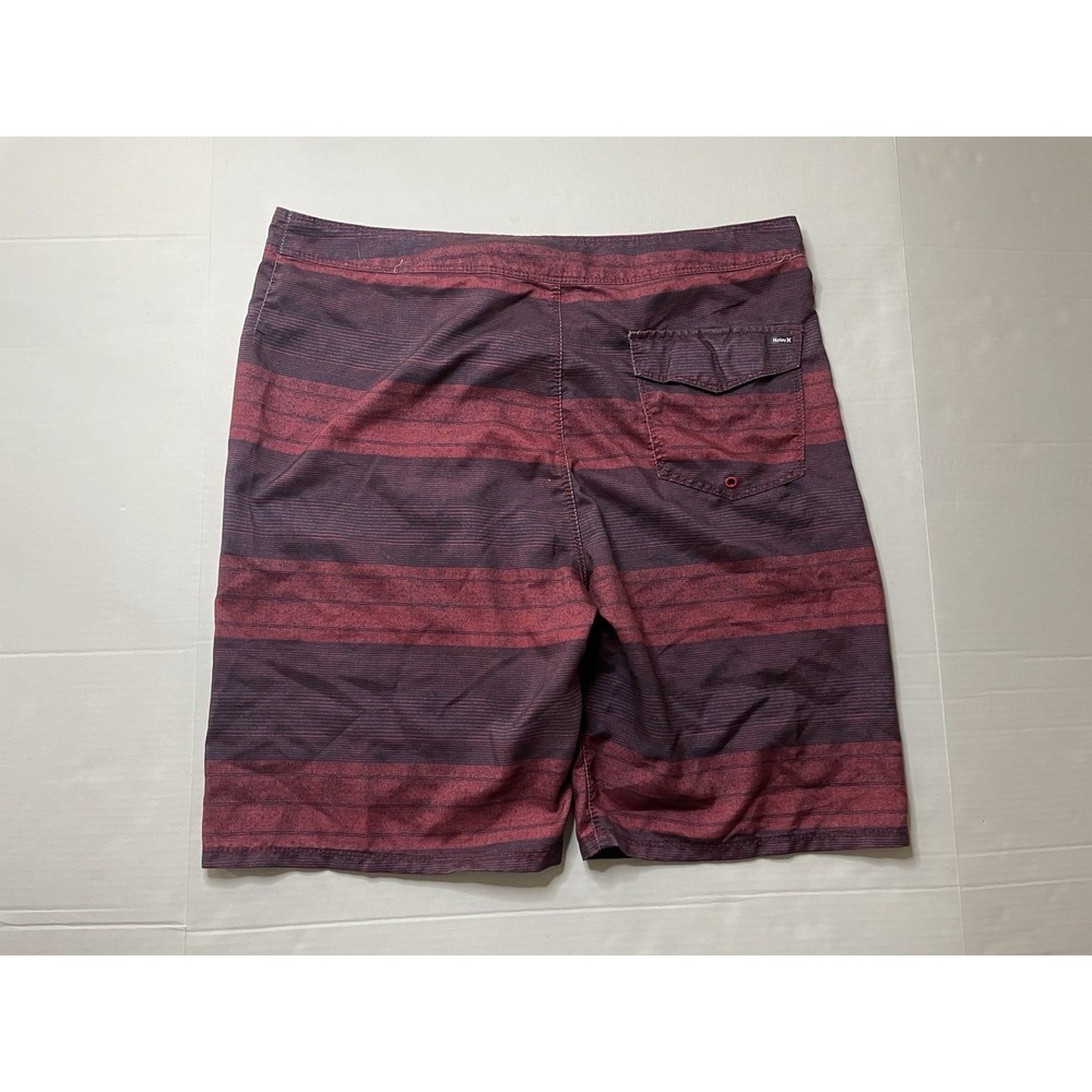 Hurley Men's Colorblock Board Shorts Size 34 Red Maroon Surf Swim Trunks - Picture 2 of 8